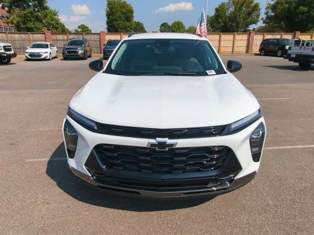 new 2025 Chevrolet Trax car, priced at $26,050