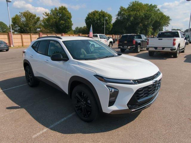 new 2025 Chevrolet Trax car, priced at $26,050