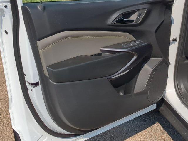 new 2025 Chevrolet Trax car, priced at $26,050