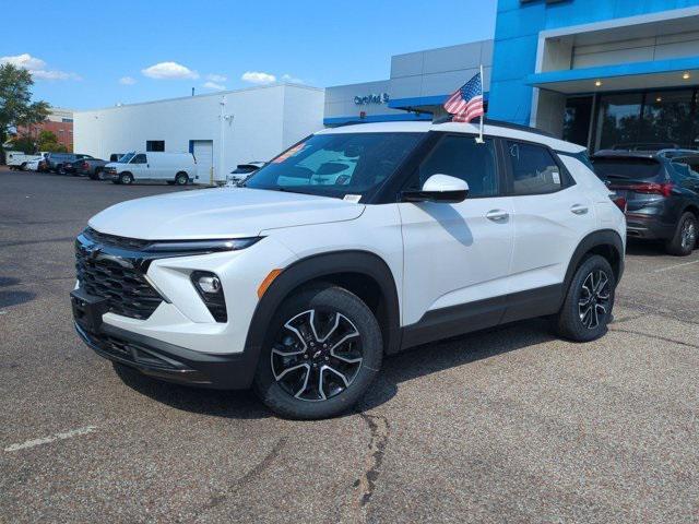 new 2025 Chevrolet TrailBlazer car, priced at $28,999
