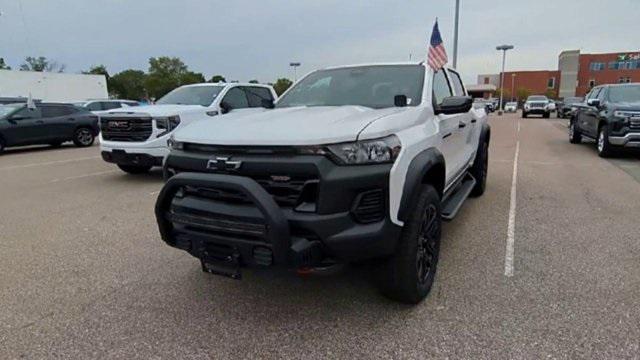 new 2025 Chevrolet Colorado car, priced at $53,160