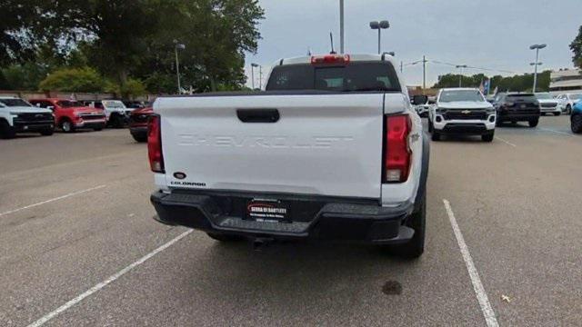 new 2025 Chevrolet Colorado car, priced at $53,160