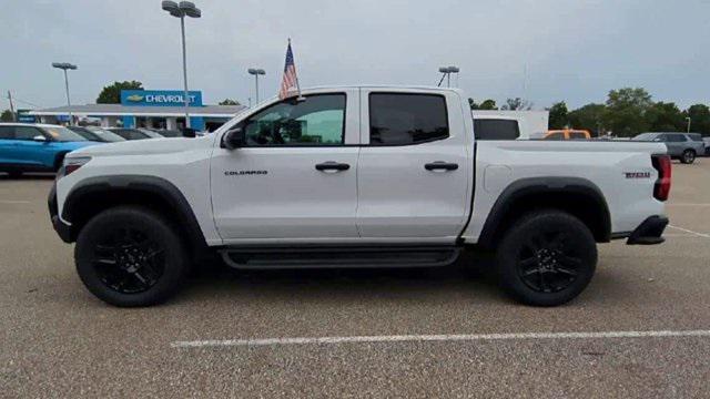 new 2025 Chevrolet Colorado car, priced at $53,160