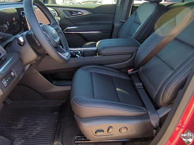 new 2026 Chevrolet Traverse car, priced at $43,198