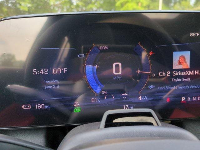 new 2025 Chevrolet Equinox EV car, priced at $50,399
