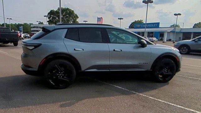 new 2025 Chevrolet Equinox EV car, priced at $50,399