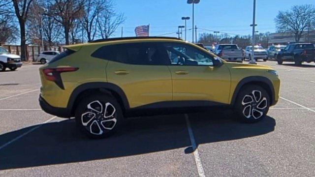 new 2025 Chevrolet Trax car, priced at $26,999