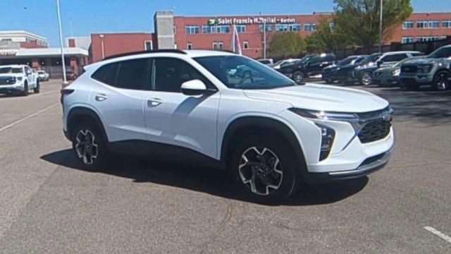 used 2024 Chevrolet Trax car, priced at $24,731
