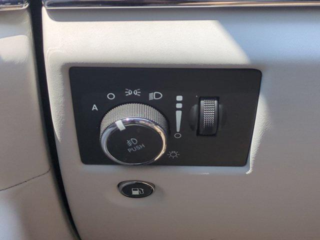 used 2020 Jeep Grand Cherokee car, priced at $31,495