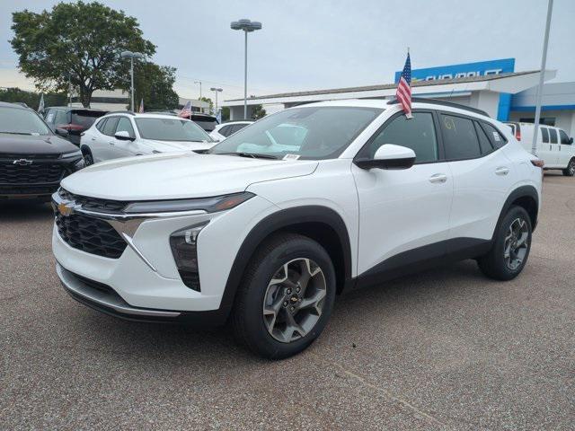 new 2025 Chevrolet Trax car, priced at $25,274