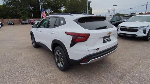 new 2025 Chevrolet Trax car, priced at $25,274
