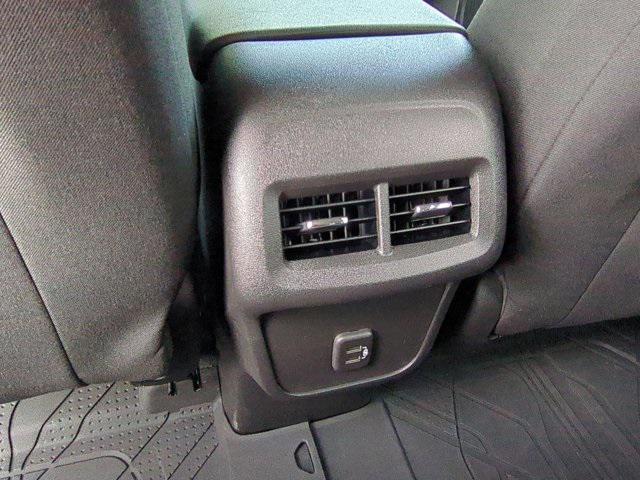 used 2022 Chevrolet Equinox car, priced at $21,526