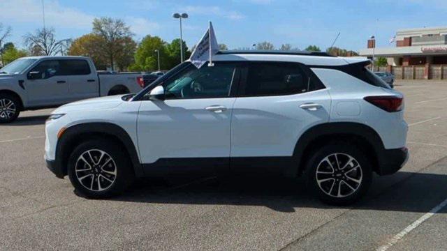 used 2024 Chevrolet TrailBlazer car, priced at $25,826