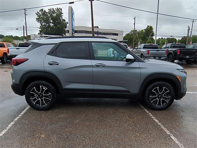 new 2025 Chevrolet TrailBlazer car, priced at $27,980