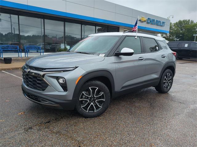 new 2025 Chevrolet TrailBlazer car, priced at $27,980