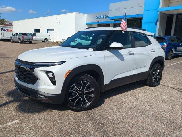 new 2025 Chevrolet TrailBlazer car, priced at $29,999