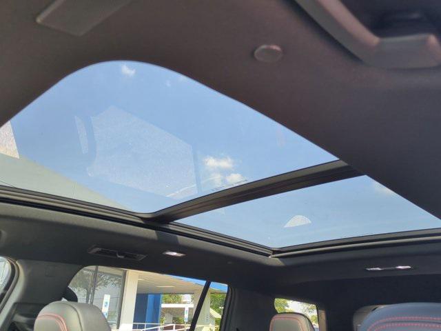 new 2026 Chevrolet Traverse car, priced at $57,914