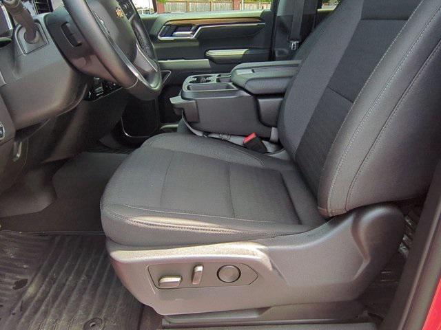 used 2025 Chevrolet Silverado 1500 car, priced at $45,981