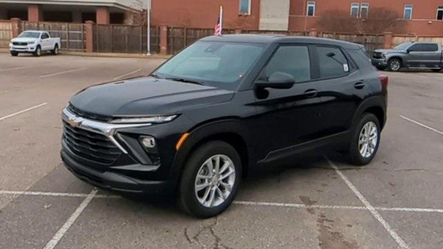 new 2025 Chevrolet TrailBlazer car, priced at $24,753