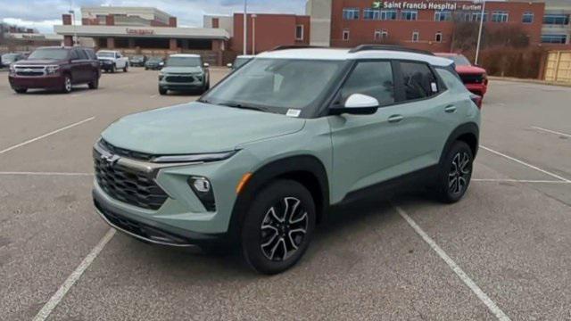 new 2025 Chevrolet TrailBlazer car, priced at $32,579