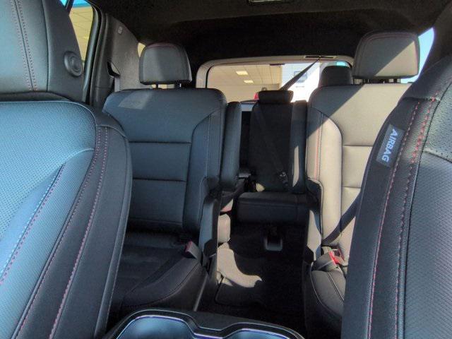 new 2026 Chevrolet Traverse car, priced at $53,814