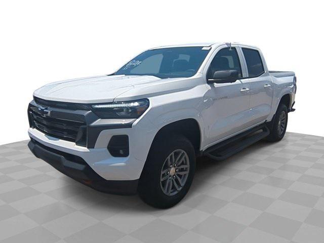 new 2025 Chevrolet Colorado car, priced at $43,999