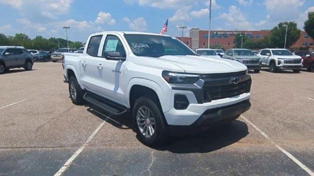 new 2025 Chevrolet Colorado car, priced at $43,999