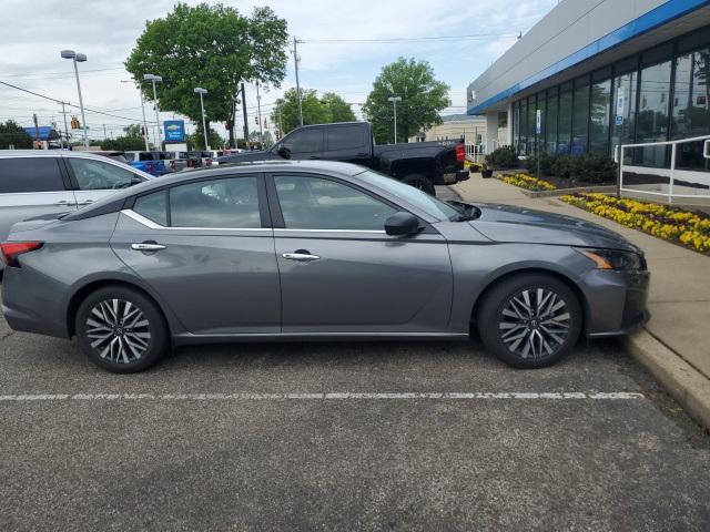 used 2024 Nissan Altima car, priced at $21,999