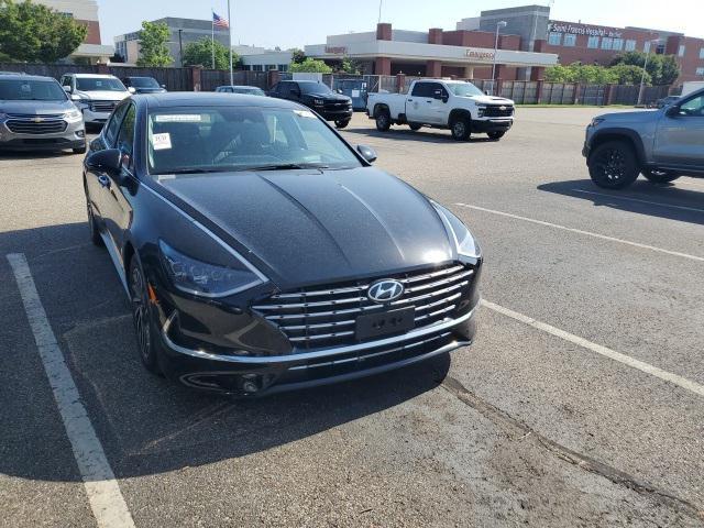 used 2023 Hyundai Sonata Hybrid car, priced at $28,877