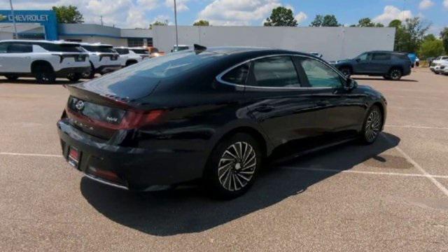 used 2023 Hyundai Sonata Hybrid car, priced at $25,683