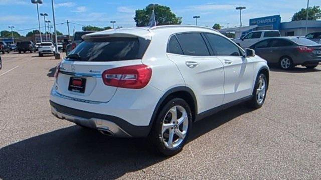 used 2020 Mercedes-Benz GLA 250 car, priced at $23,979