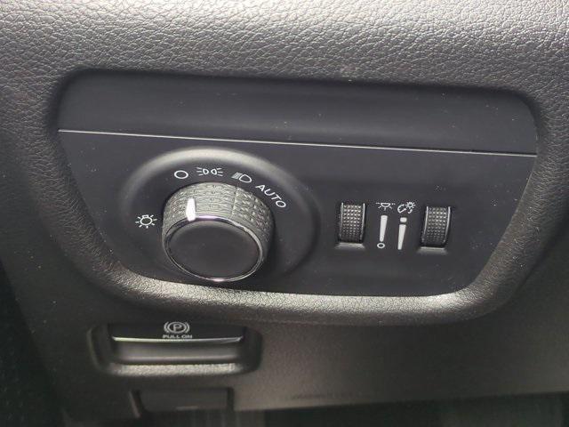 used 2024 Jeep Grand Cherokee car, priced at $36,966