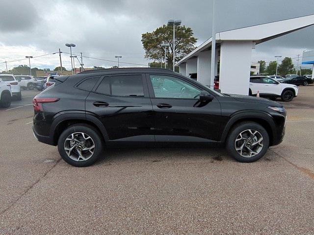 new 2025 Chevrolet Trax car, priced at $25,274