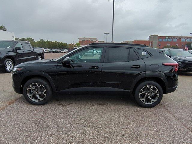 new 2025 Chevrolet Trax car, priced at $25,274