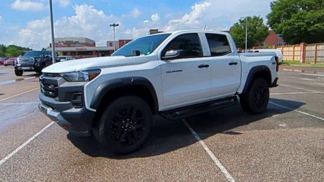 new 2025 Chevrolet Colorado car, priced at $48,999