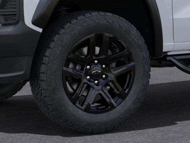 new 2025 Chevrolet Colorado car, priced at $50,455