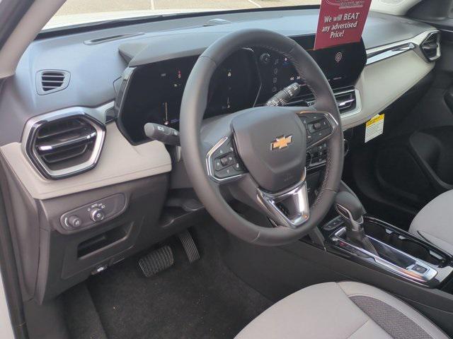 new 2025 Chevrolet TrailBlazer car, priced at $28,117