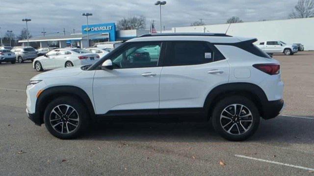 new 2025 Chevrolet TrailBlazer car, priced at $28,117