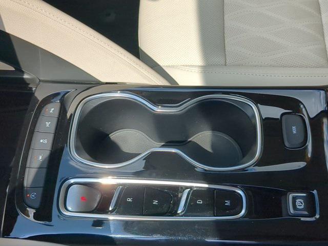 used 2023 Buick Envision car, priced at $31,487