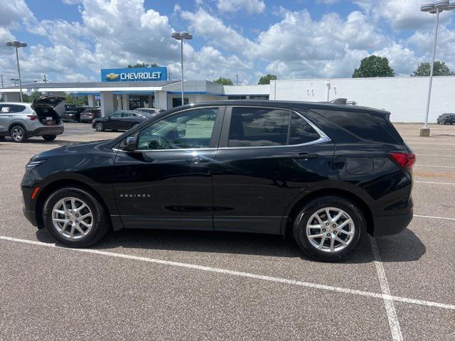 used 2022 Chevrolet Equinox car, priced at $22,803