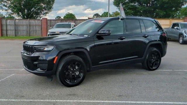 used 2024 Jeep Grand Cherokee car, priced at $36,992