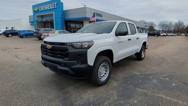 new 2024 Chevrolet Colorado car, priced at $37,215