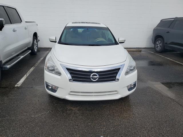 used 2013 Nissan Altima car, priced at $12,999