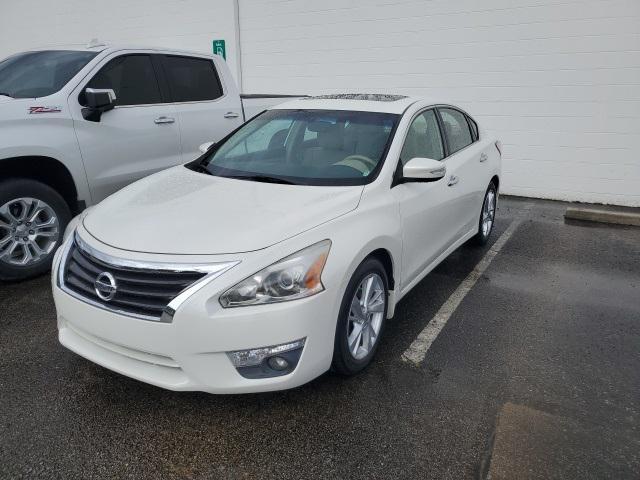 used 2013 Nissan Altima car, priced at $12,999