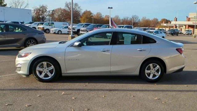 used 2022 Chevrolet Malibu car, priced at $18,255