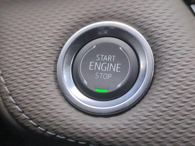 new 2026 Chevrolet Equinox car, priced at $32,999