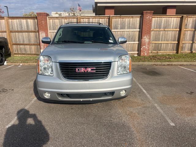 used 2013 GMC Yukon car, priced at $9,999