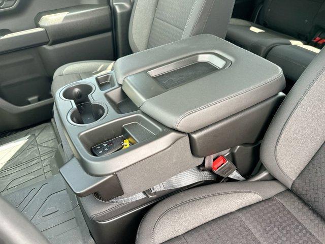 new 2025 Chevrolet Silverado 1500 car, priced at $42,995