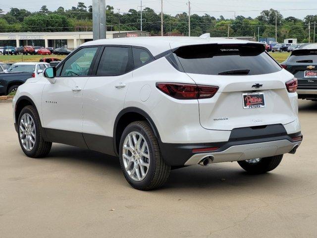 new 2025 Chevrolet Blazer car, priced at $39,308