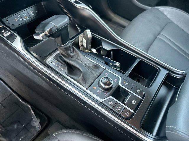 used 2024 Kia Sorento car, priced at $33,995